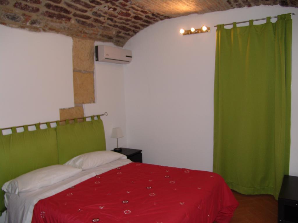 Incentro Apartments Μιλάτσο Εξωτερικό φωτογραφία